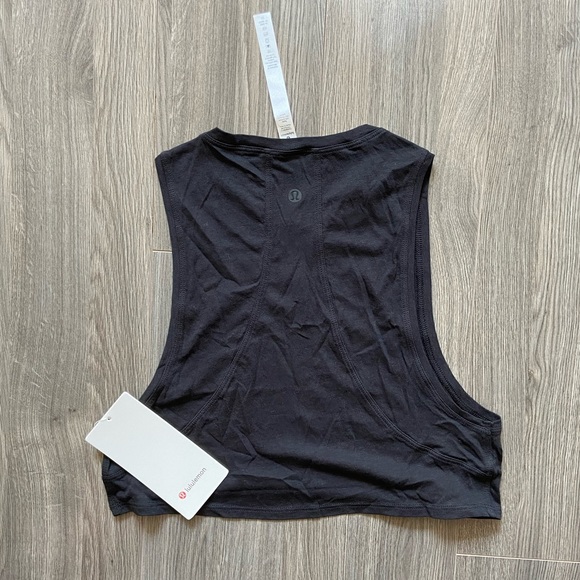 NWT Lululemon Crop Tank - Picture 2 of 2
